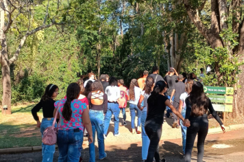 Foto - No dia 16/07/25 as crianças e adolescentes do SCFV realizaram um passeio ao Jardim Botânico!