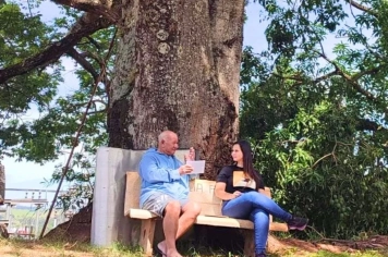 Dinâmica conduzida pela psicóloga Amanda Moraes estimulou recordações e acolhimento emocional